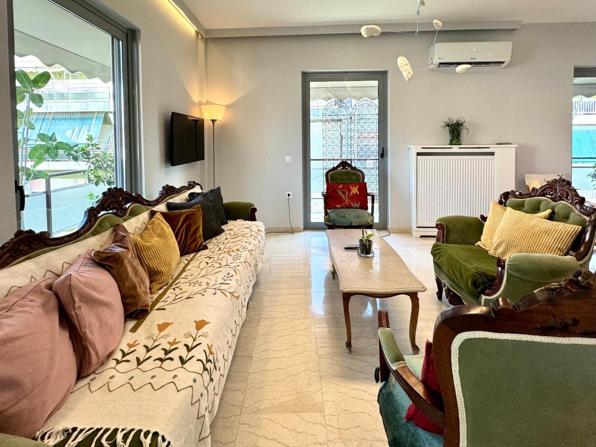 Friends & Family Apartment