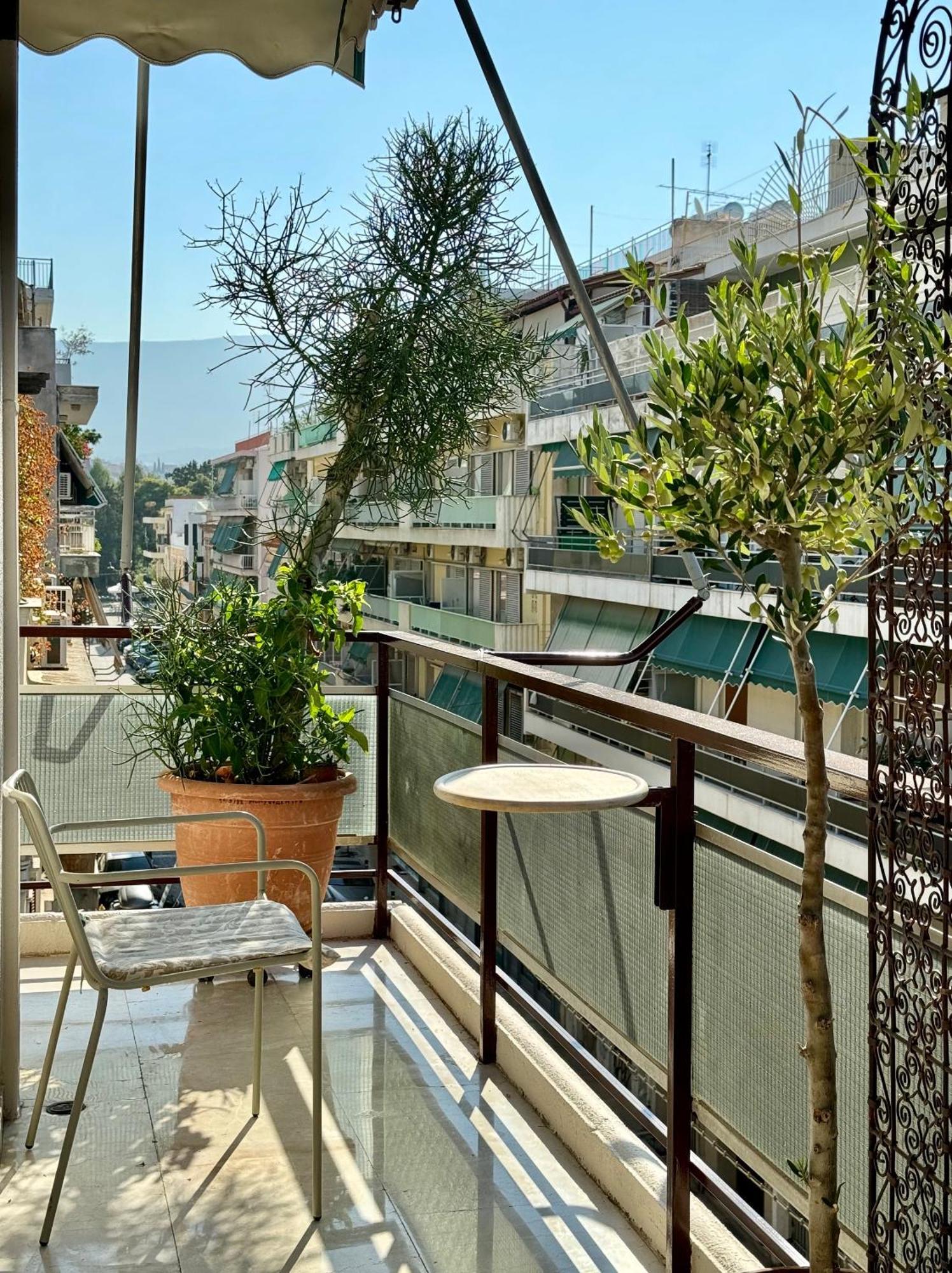 Friends & Family Apartment Athens